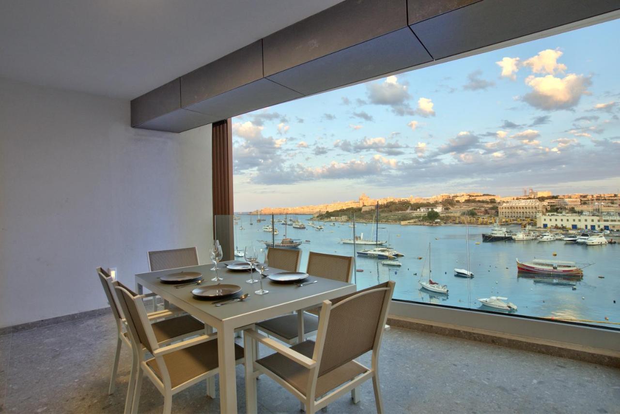Sea Front Spacious Valletta Views Apartments Sliema Extérieur photo